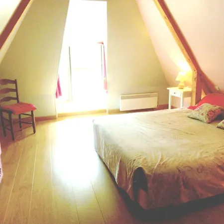 Prázdninový dům Maison De 3 Chambres A Ermenouville Avec Jardin Clos Et Wifi A 11 Km De La Plage Ermenouville